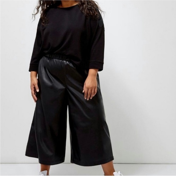 New Lane Bryant faux leather wide leg crop pants plus size women’s 28 - Picture 5 of 7
